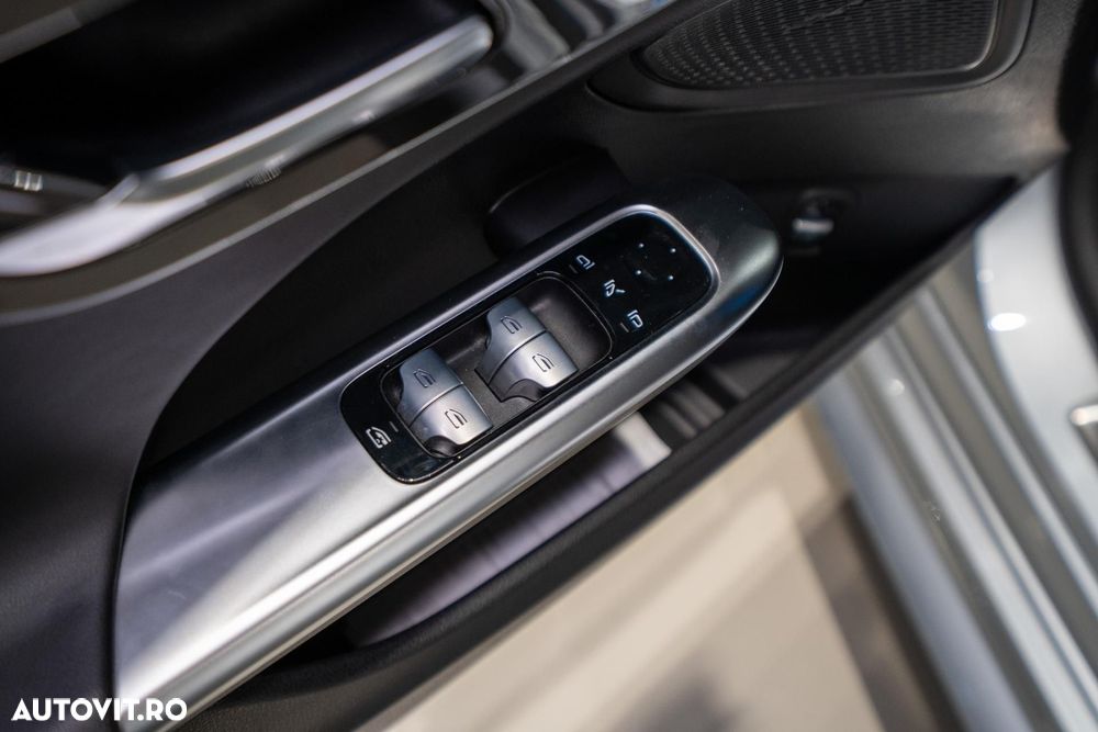 Mercedes-Benz C - 39