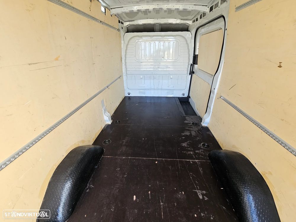 Maxus DELIVER 9 - 25