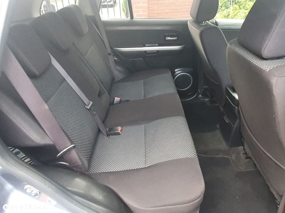 Suzuki Grand Vitara 2.0 Comfort + Family - 15