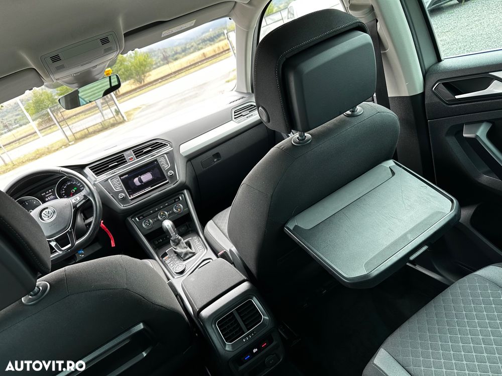 Volkswagen Tiguan 2.0 TDI 4Mot DSG Comfortline - 24