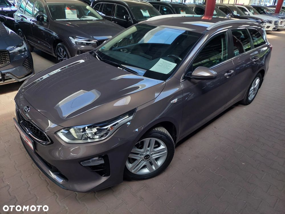 Kia Ceed 1.5 T-GDI M - 2