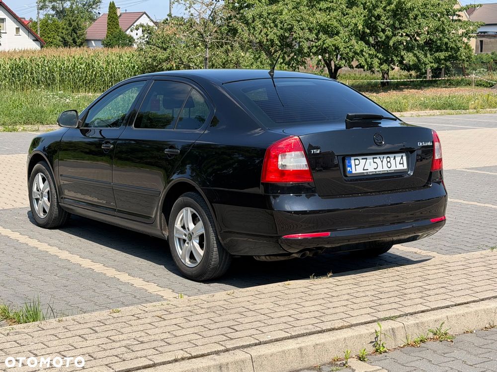 Skoda Octavia 1.4 TSI Ambiente - 6