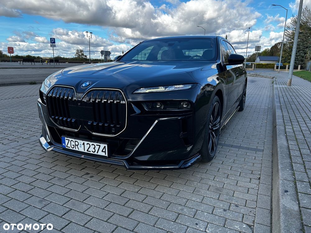 BMW Seria 7 740i - 14