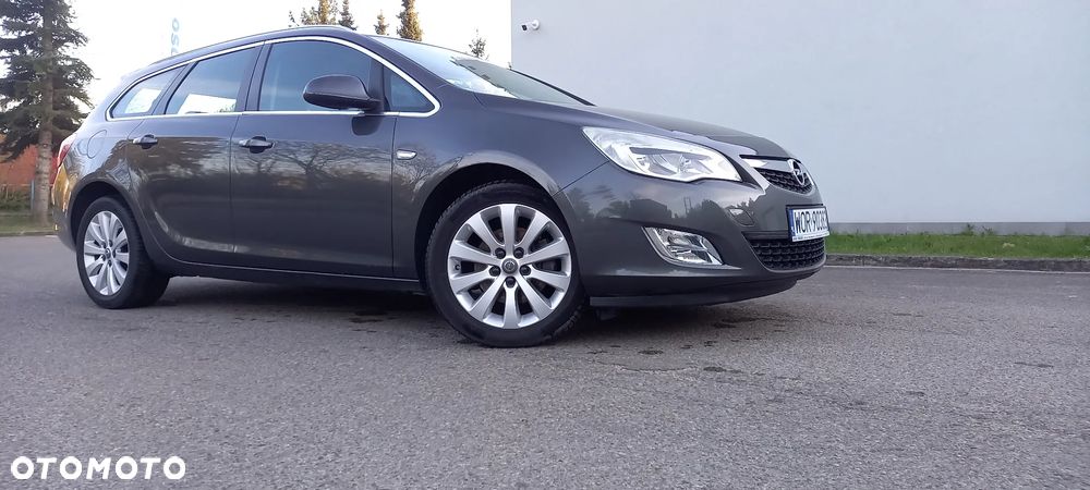 Opel Astra 1.7 CDTI DPF Cosmo - 28
