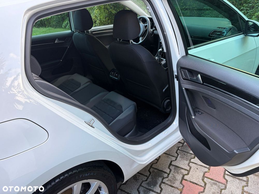Volkswagen Golf 1.5 TSI BMT Evo Highline DSG - 12