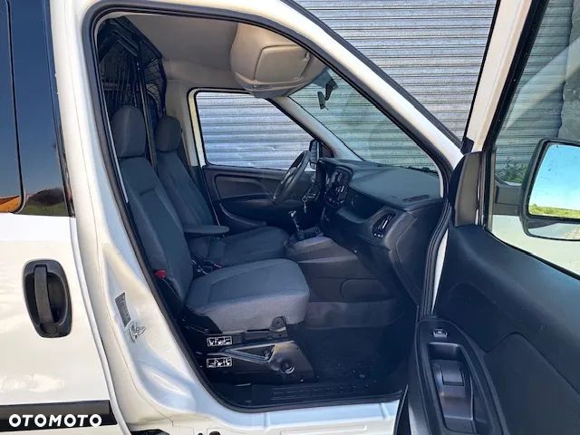 Fiat Doblo 1.4 T-Jet 16V Easy - 9