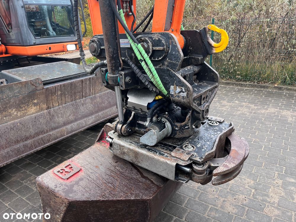 Doosan DX140W - 9