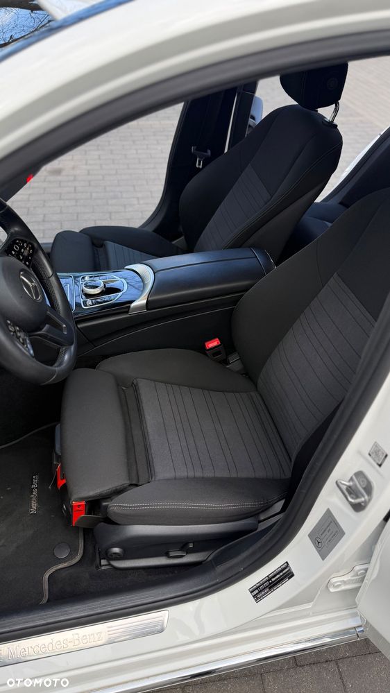 Mercedes-Benz Klasa C 160 Business Edition 9G-TRONIC - 13