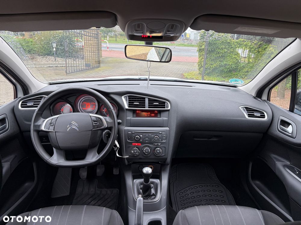 Citroën C4 VTi 120 Attraction - 11