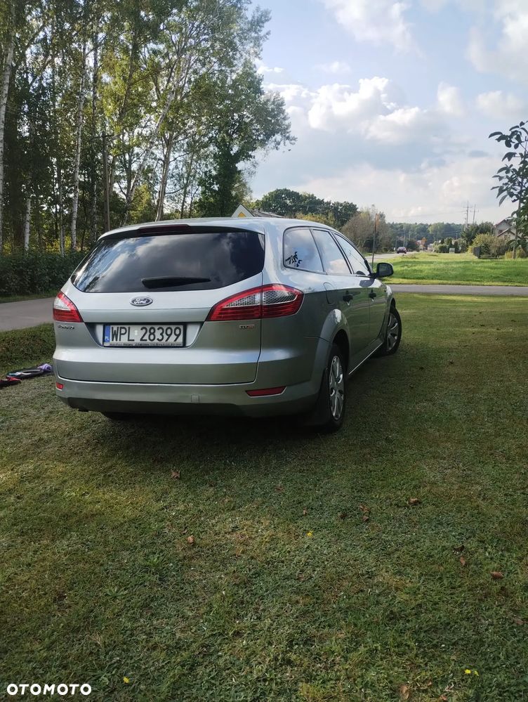 Ford Mondeo 1.8 TDCi Ambiente - 13