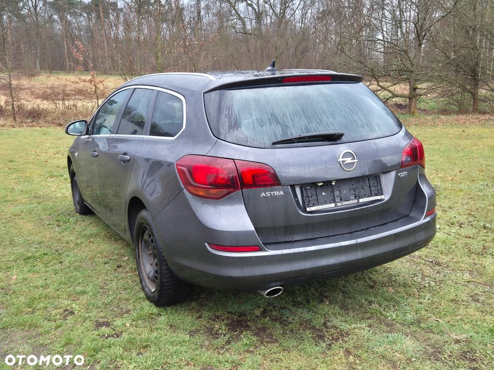 Opel Astra 2.0 CDTI Automatik Exklusiv - 8