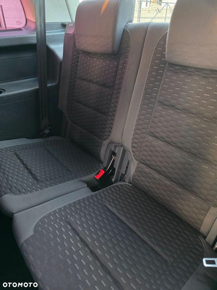 Volkswagen Touran 2.0 TDI DPF Comfortline - 18