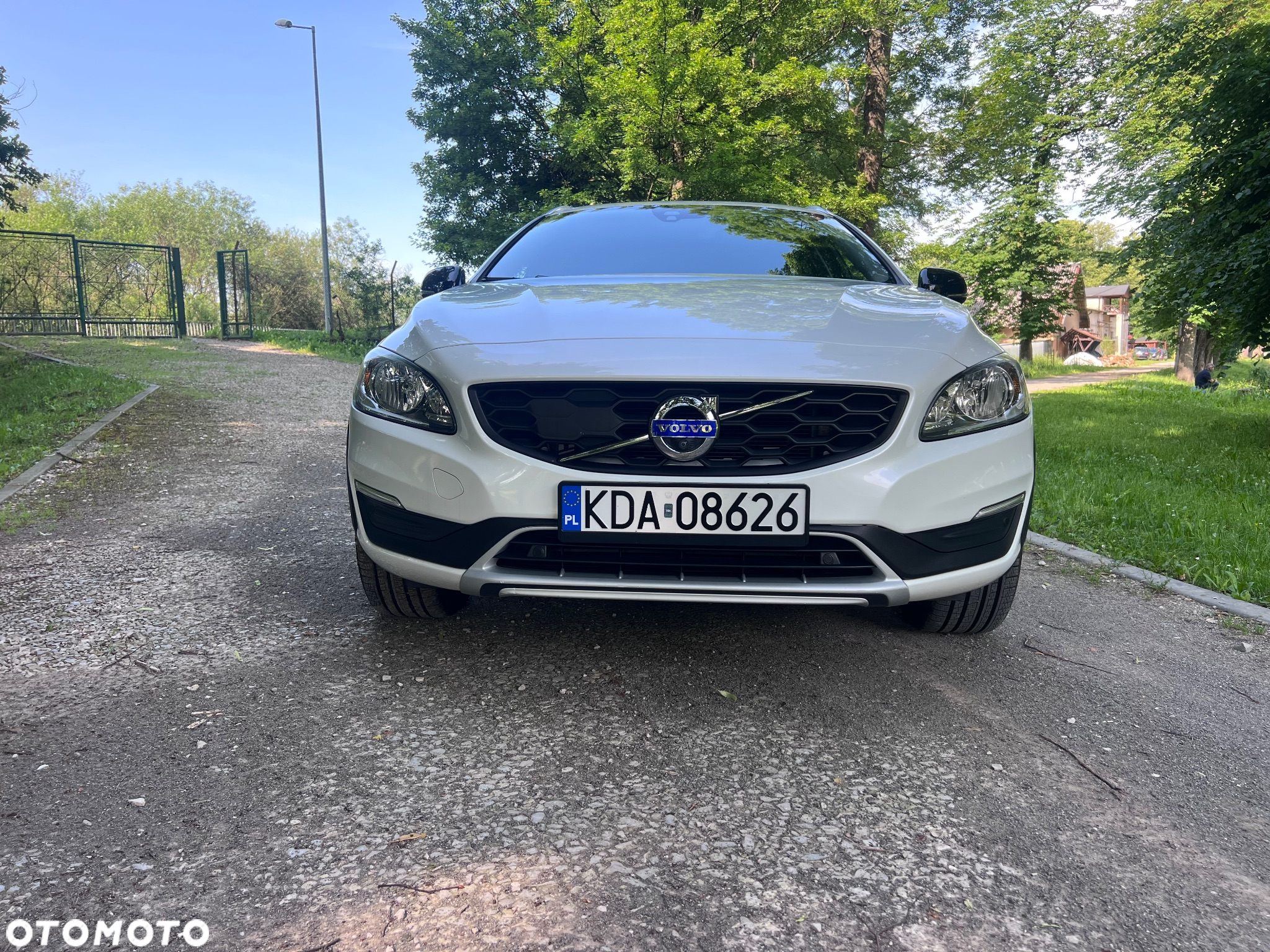 Volvo V60 Cross Country D4 Drive-E Momentum - 4