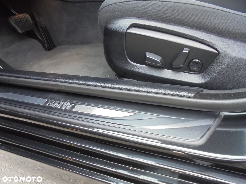 BMW Seria 5 520d M Sport Edition - 18