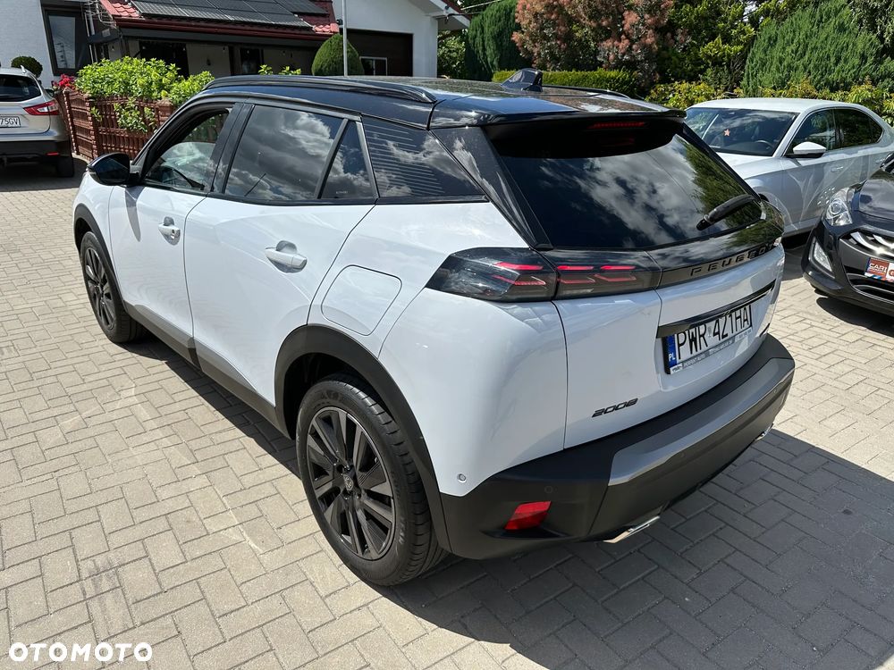 Peugeot 2008 - 4