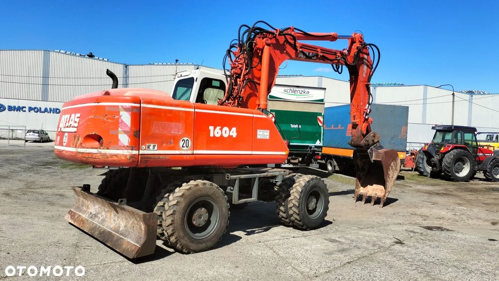 Atlas 1604 - 3