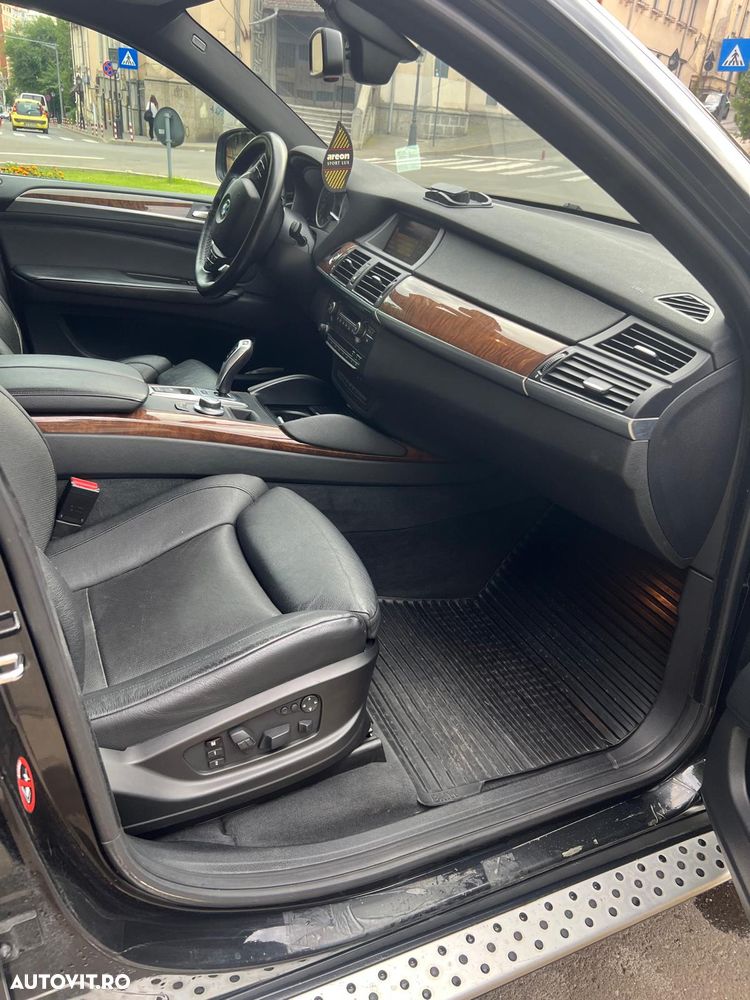 BMW X6 - 12