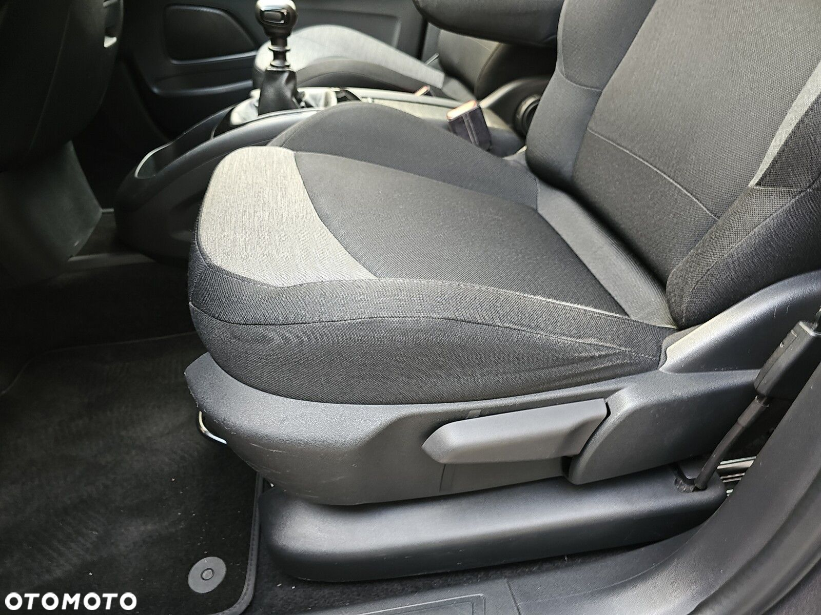 Citroën C4 SpaceTourer - 26