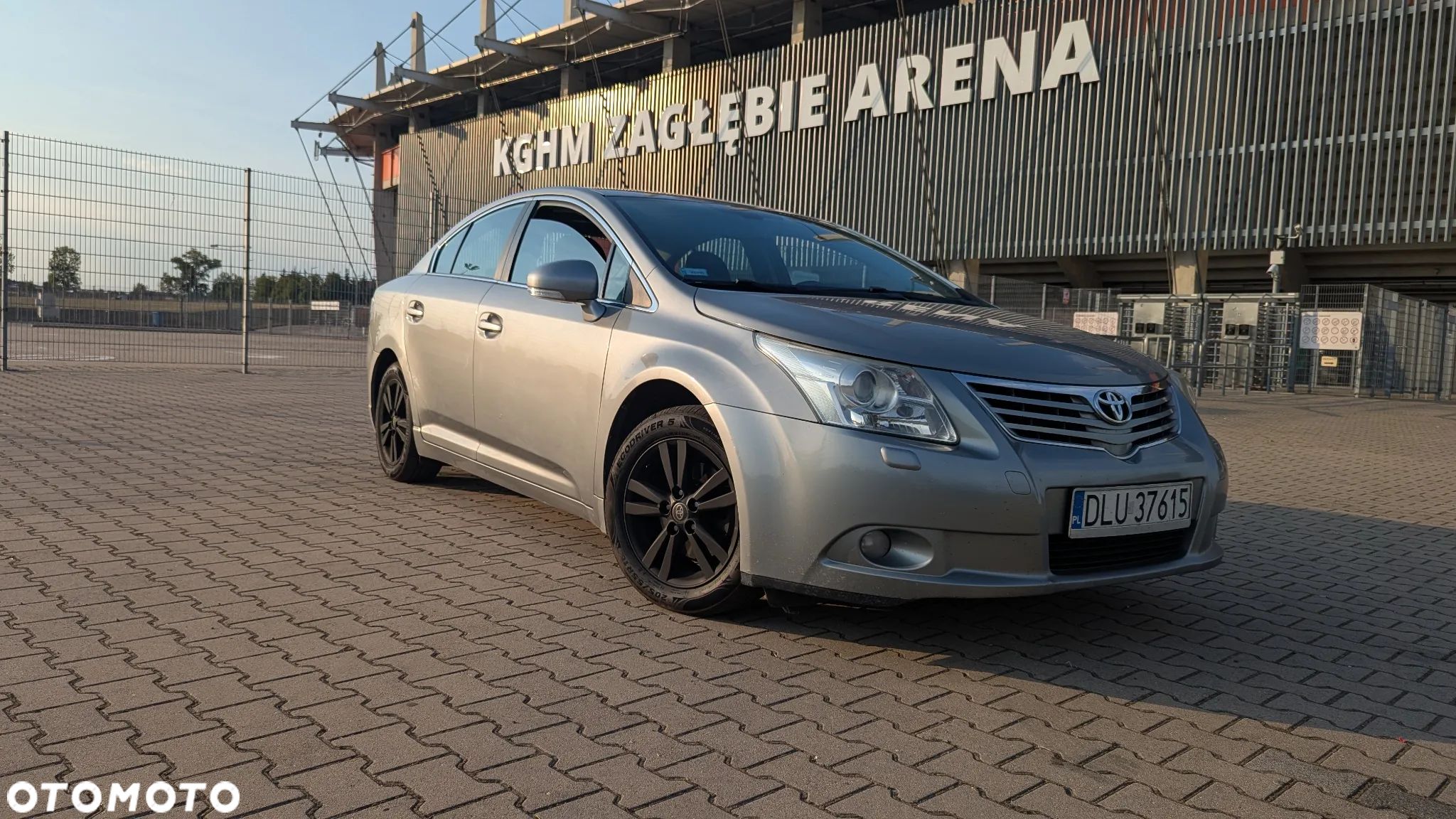 Toyota Avensis - 1