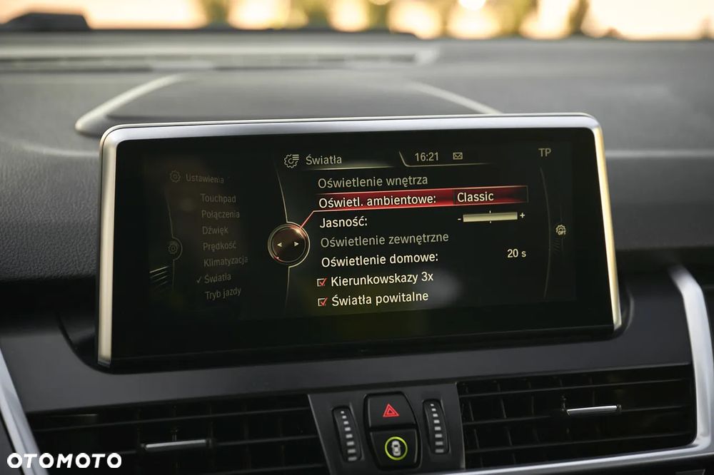BMW Seria 2 218d Gran Tourer Sport-Aut Sport Line - 39