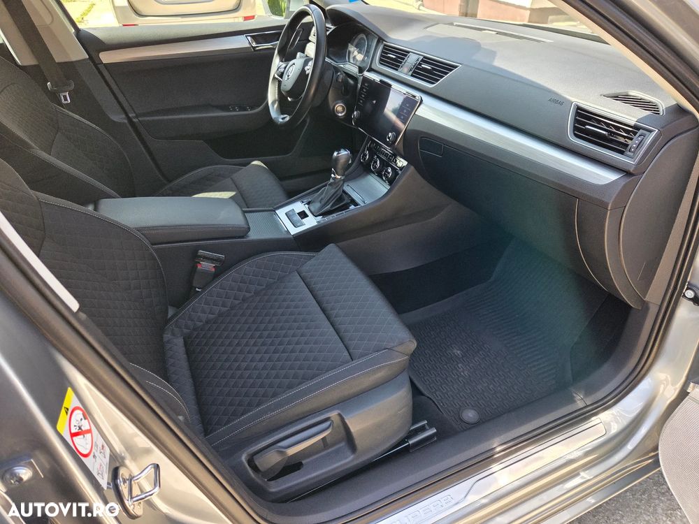 Skoda Superb 2.0 TDI DSG Style - 14
