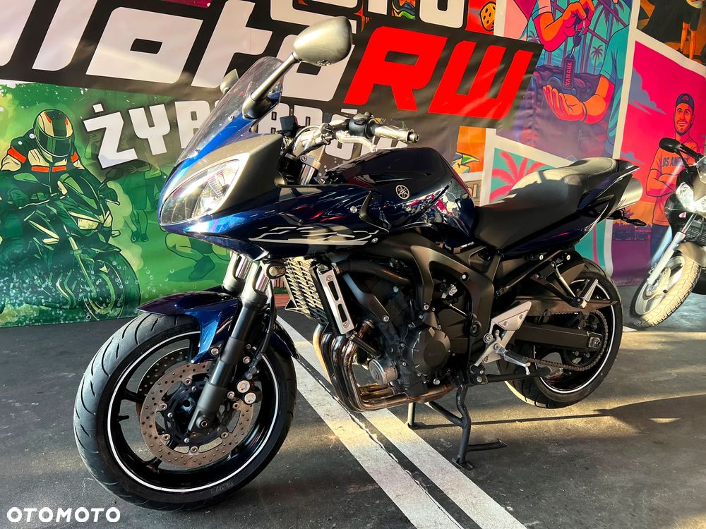 Yamaha FZ - 15