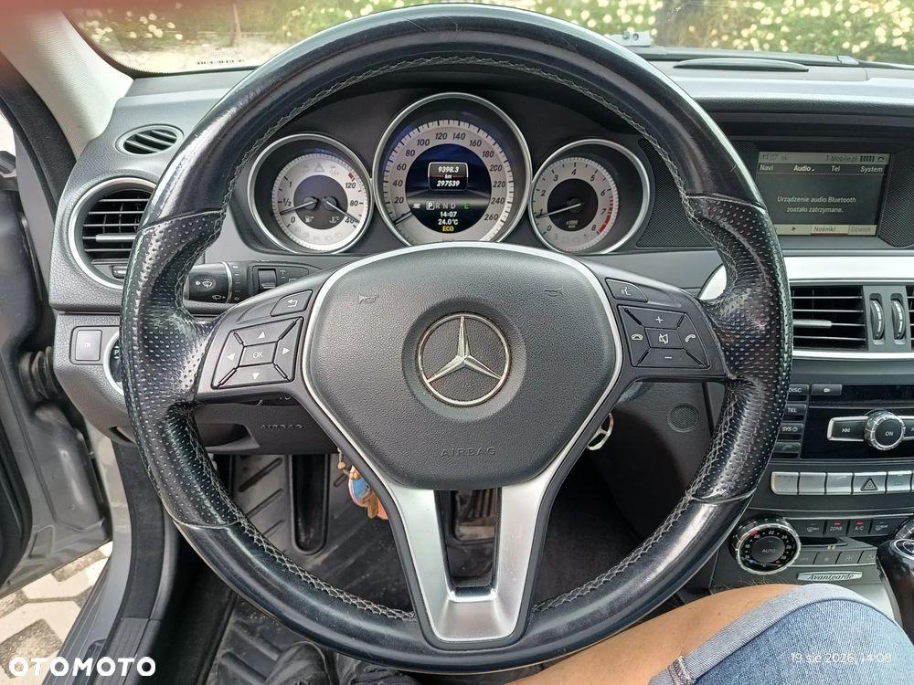 Mercedes-Benz Klasa C 180 7G-TRONIC Avantgarde Edition - 12