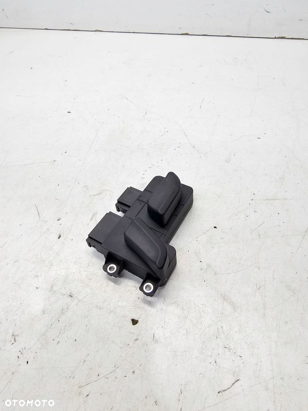 REGULACJA FOTELA AUDI A4 B7 A6 C6 Q7 4L 8E0959747 - 4
