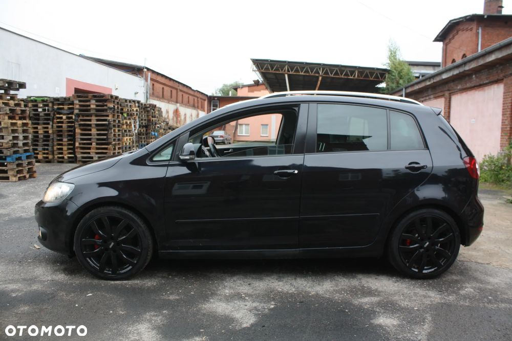 Volkswagen Golf Plus 2.0 TDI DPF Highline - 14