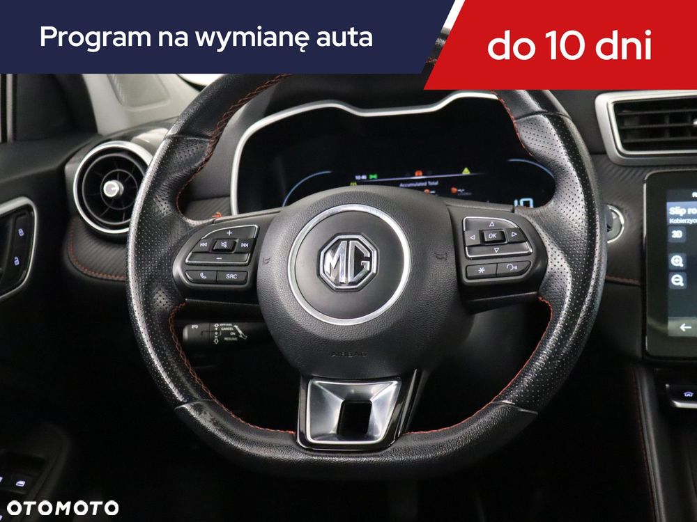MG ZS - 22