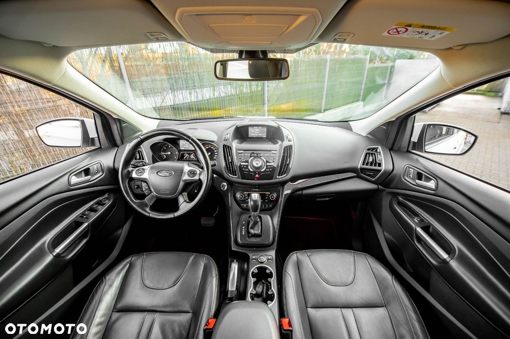 Ford Kuga 2.0 TDCi 4x4 Titanium - 22