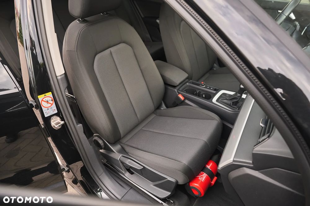 Audi Q3 35 TFSI S tronic - 27