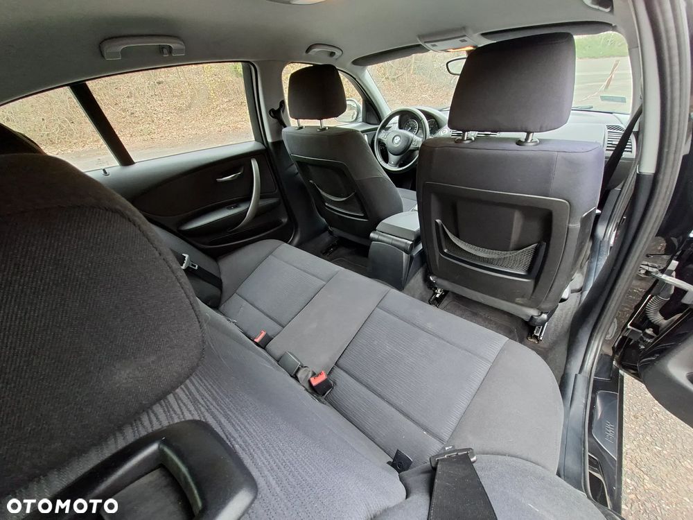 BMW Seria 1 118d - 12