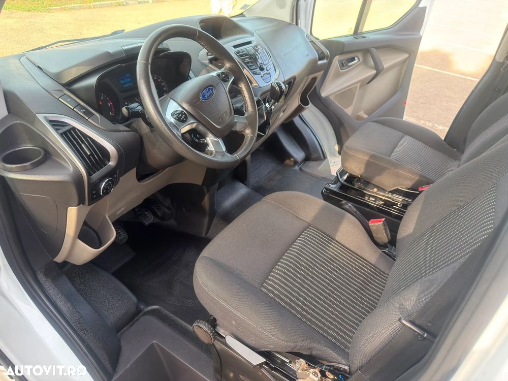 Ford Transit Custom - 10