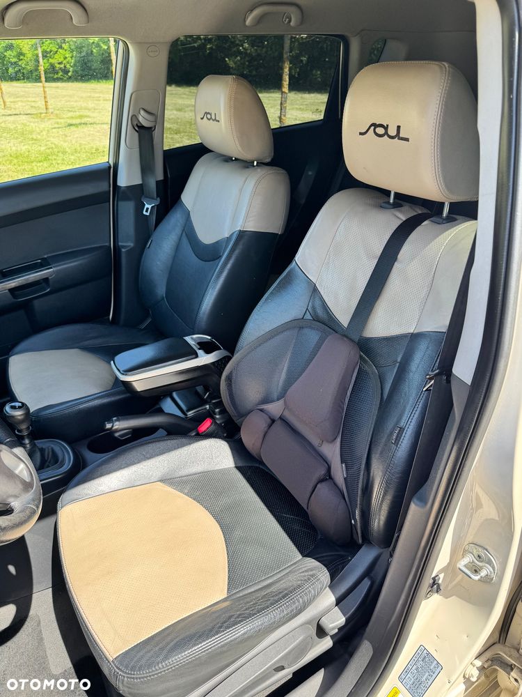 Kia Soul 1.6 CRDI L - 13