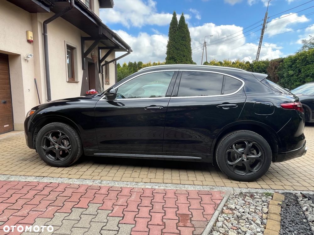 Alfa Romeo Stelvio 2.0 Turbo TI Q4 - 8