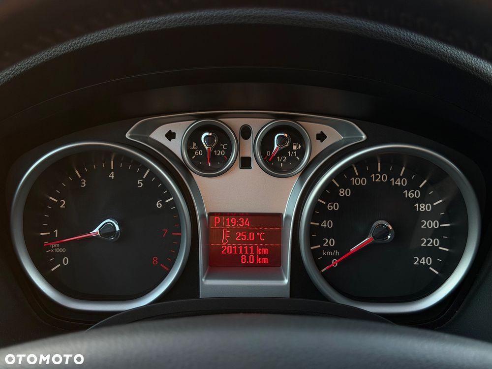 Ford Kuga 2.5 4x4 Titanium - 20