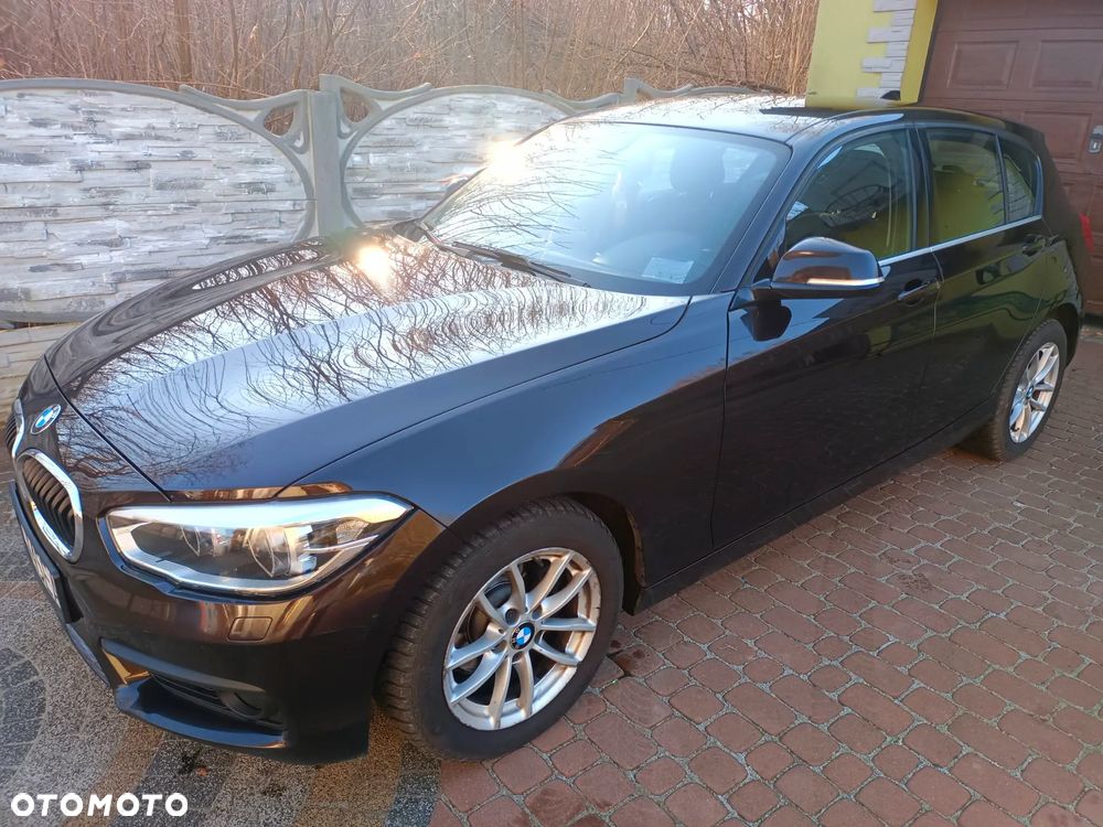 BMW Seria 1 118i - 4