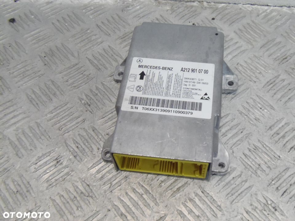 Mercedes W212 09-16 2.2 CDI Sensor airbag A2129010700 - 3