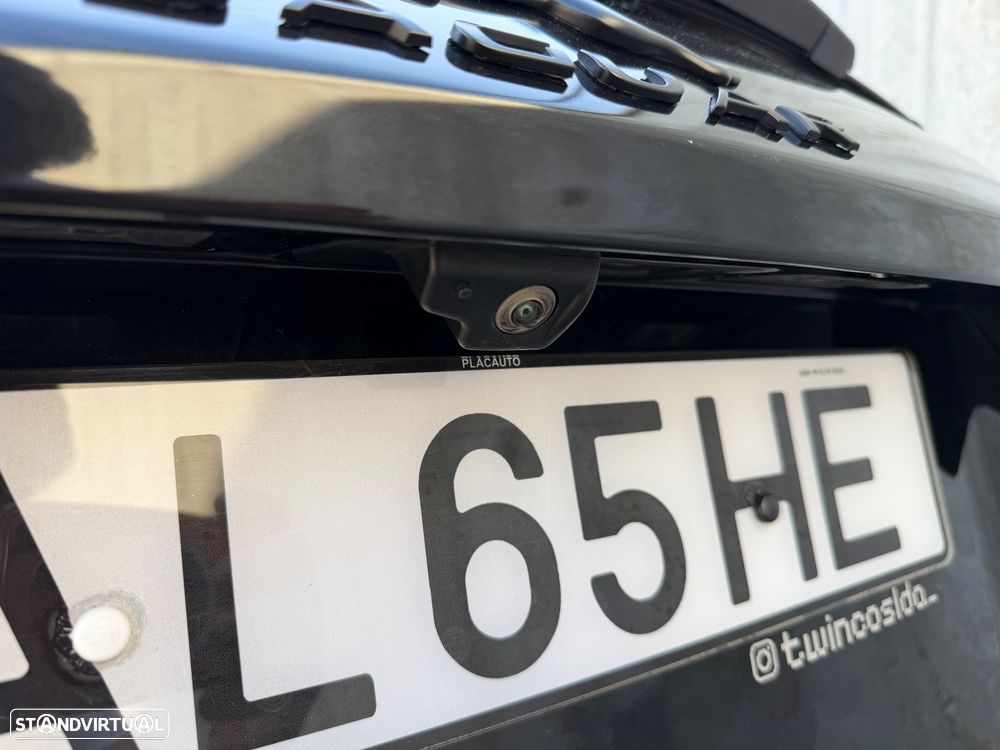 Jaguar E-Pace 1.5 P300e R-Dynamic HSE AWD Aut. - 9