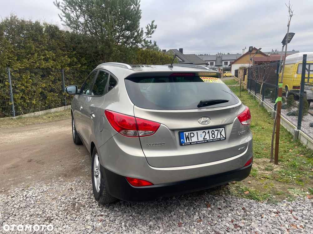Hyundai ix35 - 12
