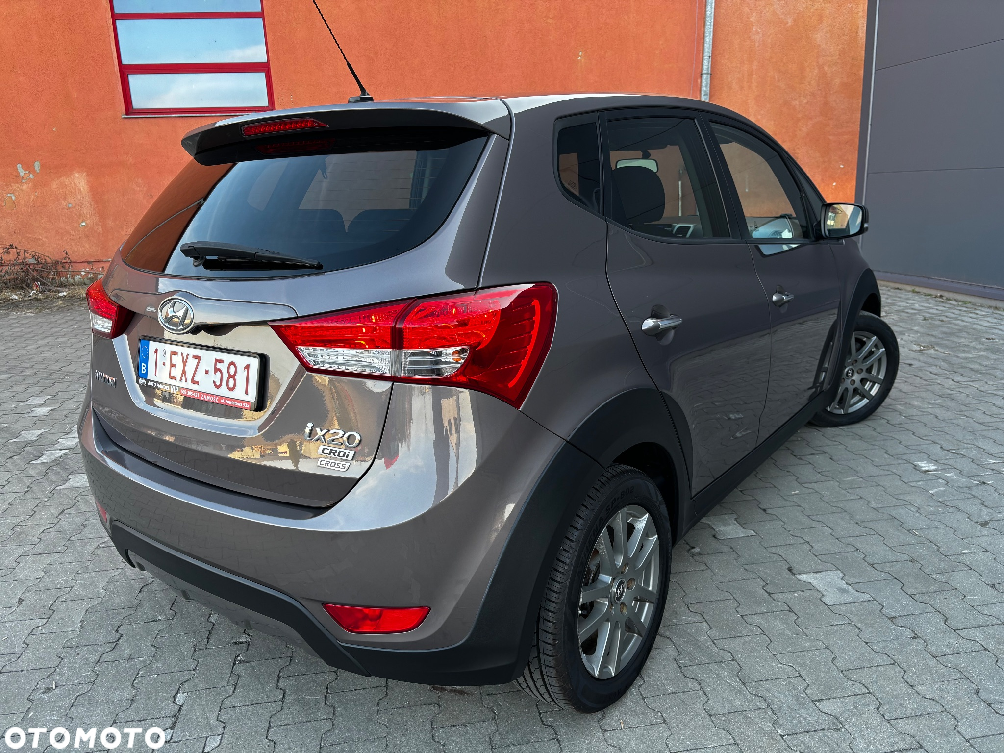 Hyundai ix20 1.6 CRDi Crossline - 11