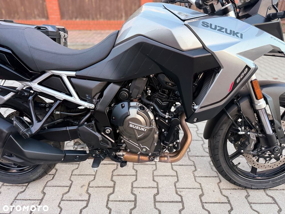 Suzuki DL - 10