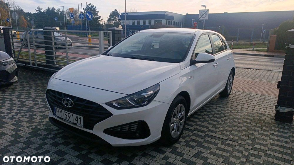 Hyundai i30 1.5 DPI Classic + - 1