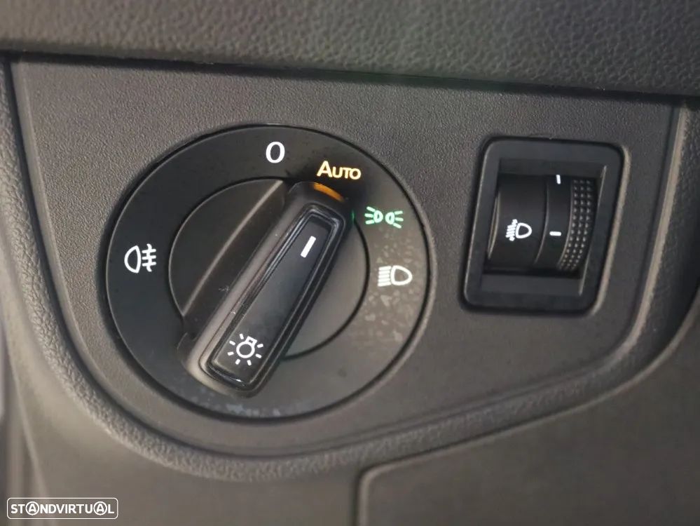 VW Taigo 1.0 TSI Urban DSG - 21