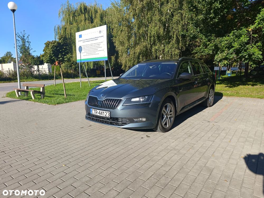 Skoda Superb 2.0 TDI SCR Style - 1