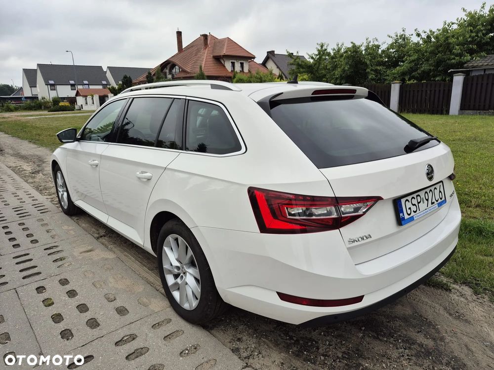 Skoda Superb - 16