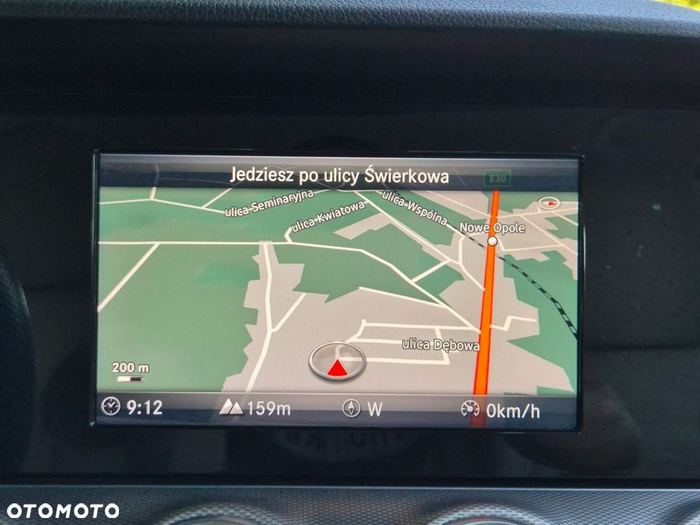 Mercedes-Benz Klasa E 220 d Business Edition 9G-TRONIC - 32