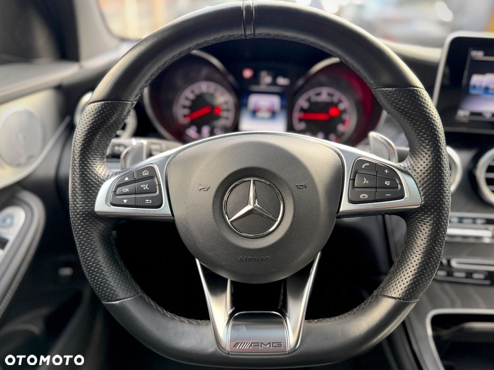 Mercedes-Benz GLC - 30