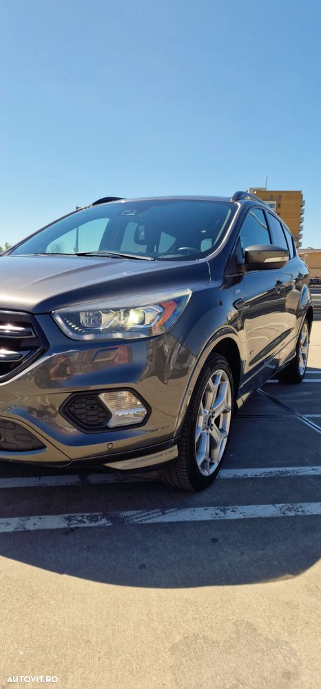 Ford Kuga 2.0 TDCi 4WD Powershift ST-Line - 9